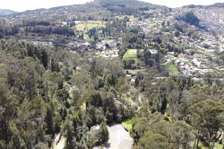 Inmediaciones de la zona verde en la vía a La Calera