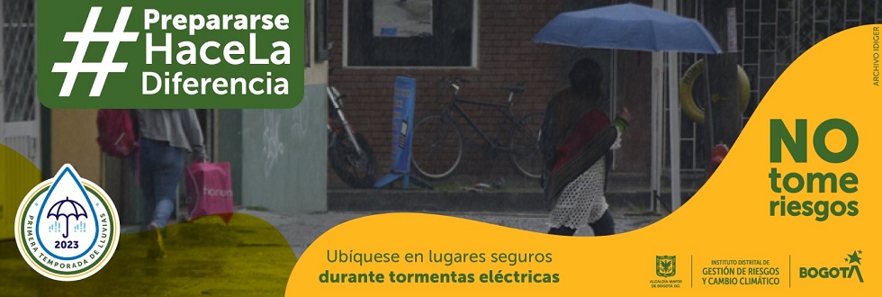 Mujer con sombrilla