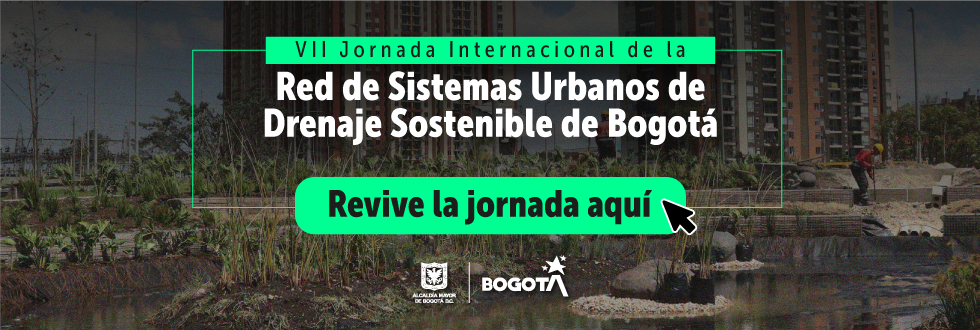 hombre trabajndo en drenaje sostenible